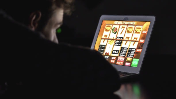 Live dealer table with multi-camera feed